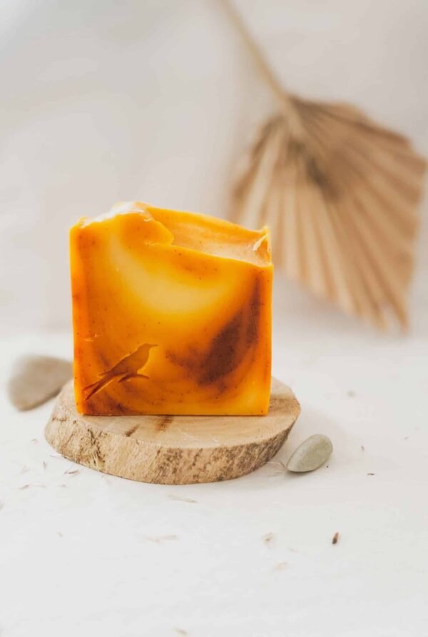 GRENADA | Savon bio surgras à la carotte | Savon artisanal bonne mine – Image 4